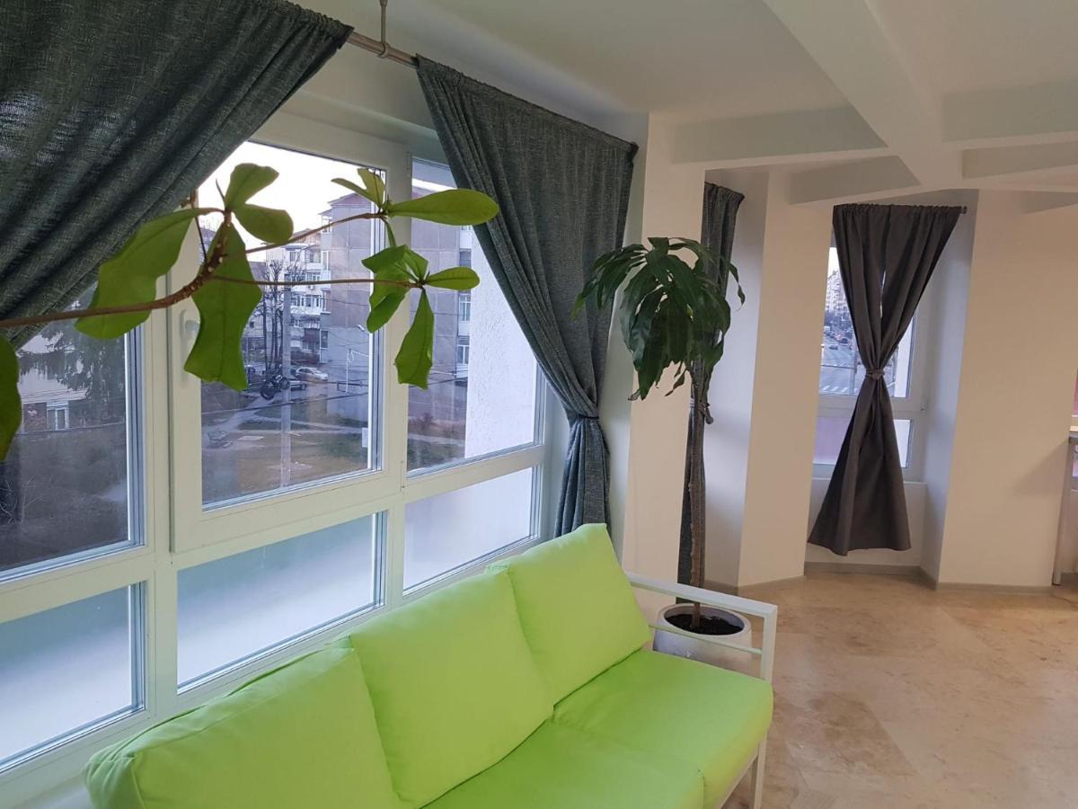 Rengo Residence Targoviste Buitenkant foto